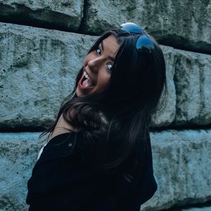 Meet your Posher, Emma